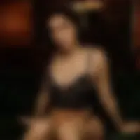 Madilyn, 33