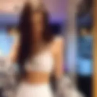 Leilani, 29